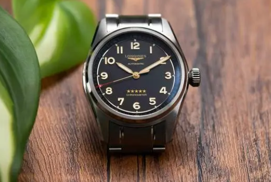 浪琴手表需要保养多久？日常如何保养手表？（图）